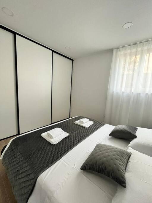 ספליט Blue Apartment With Shared Pool מראה חיצוני תמונה