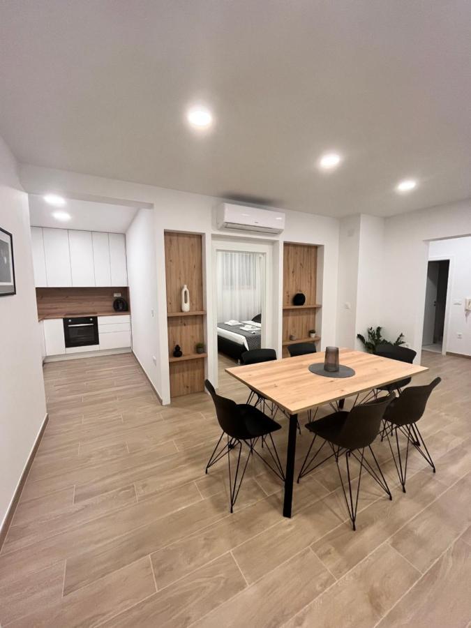 ספליט Blue Apartment With Shared Pool מראה חיצוני תמונה
