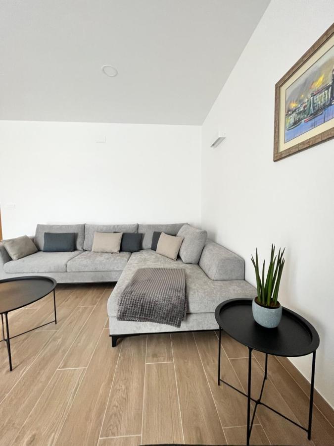 ספליט Blue Apartment With Shared Pool מראה חיצוני תמונה